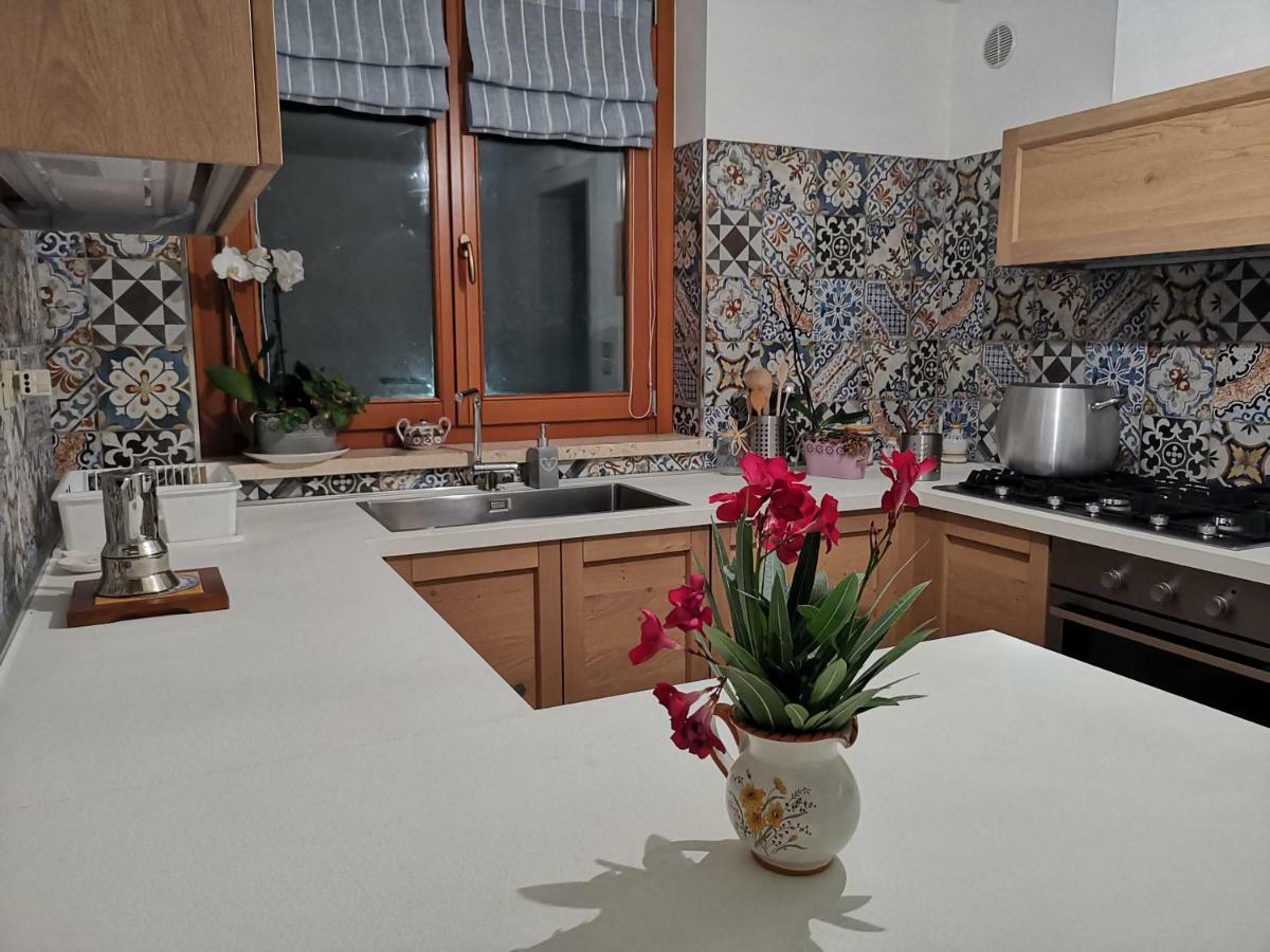 Апартаменты Residenza Sant'Angelo Читта Сань Анджело Экстерьер фото